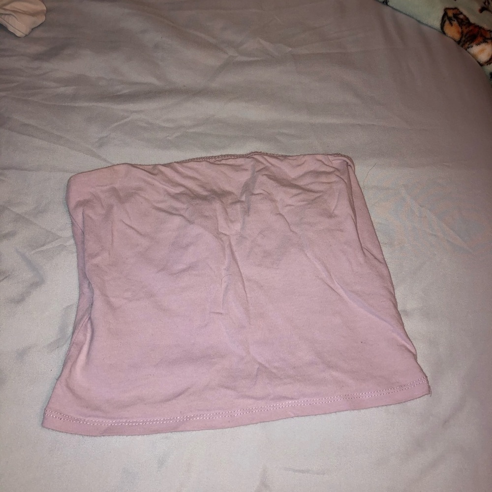 Tilly’s strapless crop